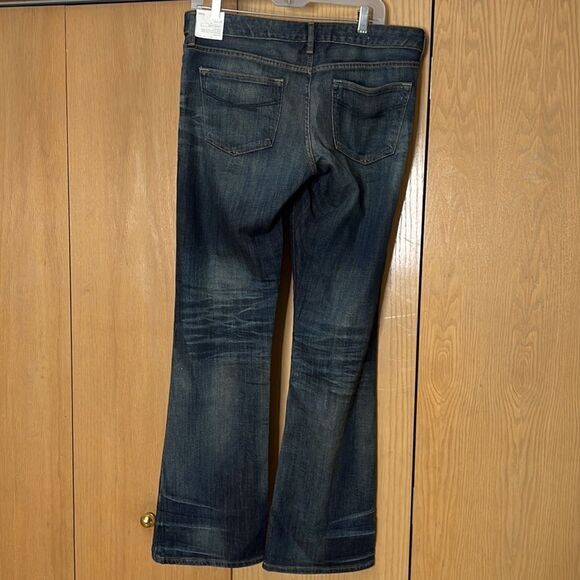 GAP Sexy Boot Jeans in Dirty Wash NWT 31/12 - Picture 6 of 13